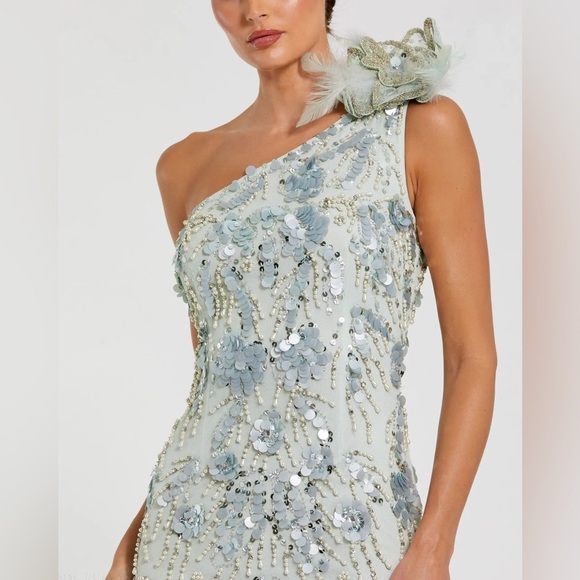 Mac Duggal 94151 NWT Green Embellished One Shoulder Trumpet Gown with Flower - Picture 3 of 6